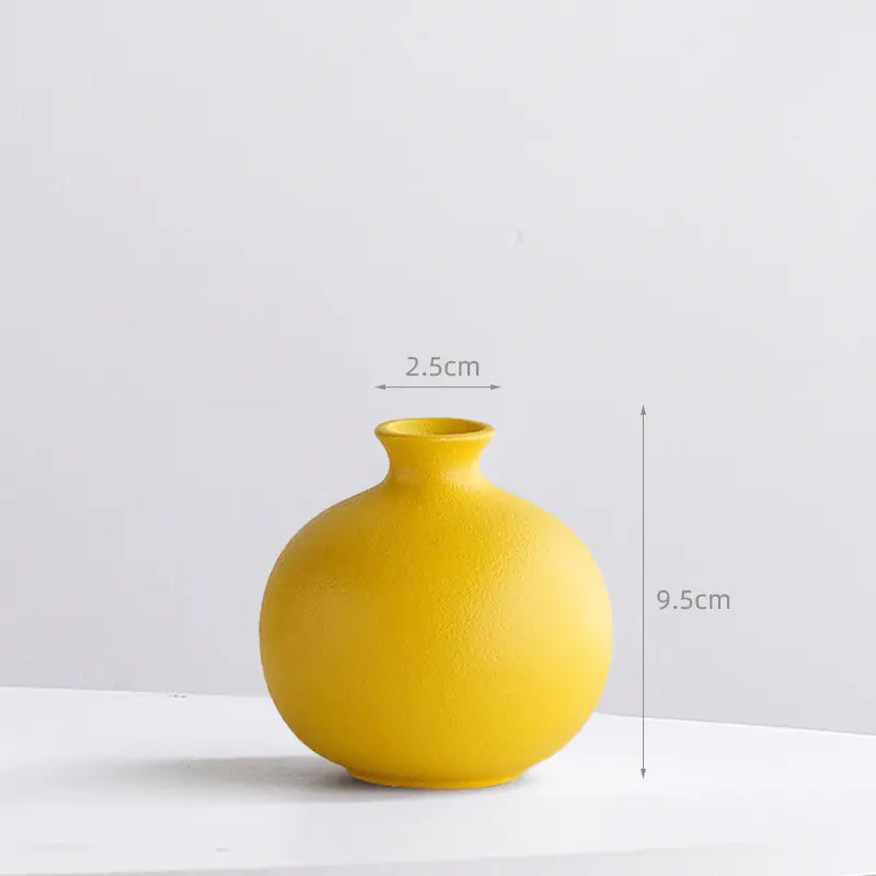 Creative Nordic Ceramic Vase – Modern Minimalist Home Décor in 14 Elegant Colors