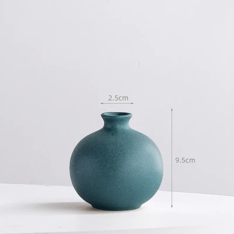 Creative Nordic Ceramic Vase – Modern Minimalist Home Décor in 14 Elegant Colors