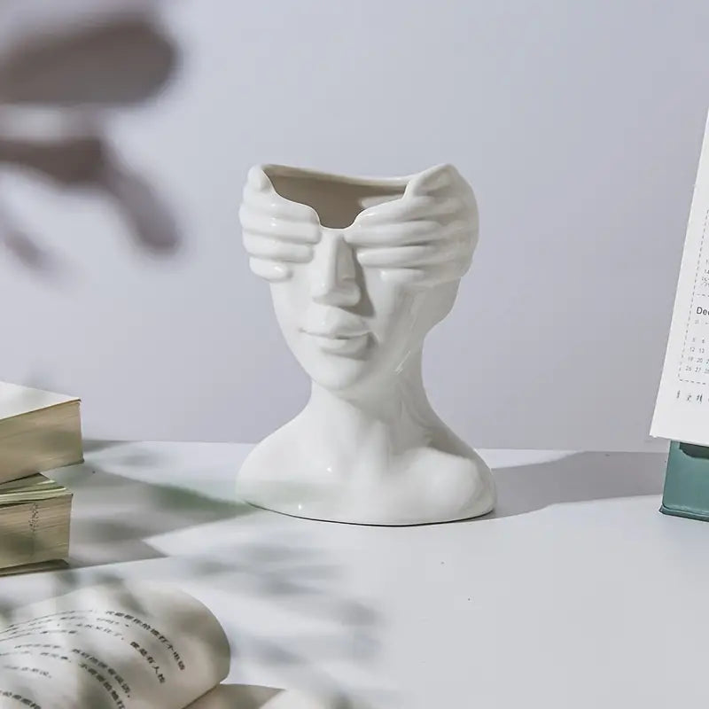 Character Art Ceramic Vase – Modern Sculptural Face Flower Pot for Artistic Home Décor