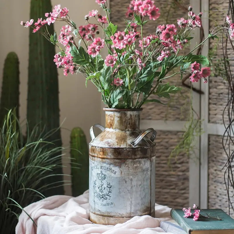 Rusty Iron Bucket Flower Pot – Vintage Metal Planter for Rustic Boho & Modern Farmhouse Décor