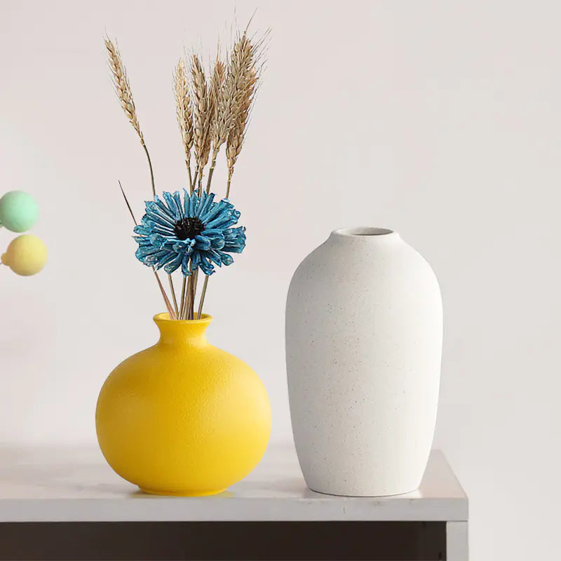 Creative Nordic Ceramic Vase – Modern Minimalist Home Décor in 14 Elegant Colors