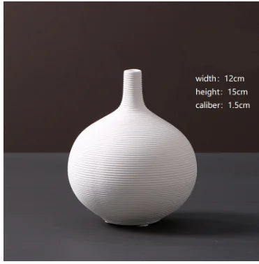 Minimalist White Ceramic Vase – Modern European Art Ornament for Elegant Home Décor