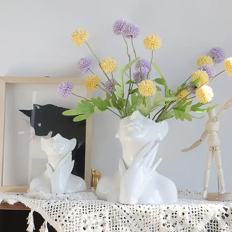 Character Art Ceramic Vase – Modern Sculptural Face Flower Pot for Artistic Home Décor
